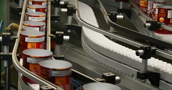 conveyor system transporting products